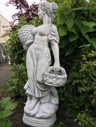Gartenstatue Frau/Dame mit Blumenkörben, Stein, große Statue